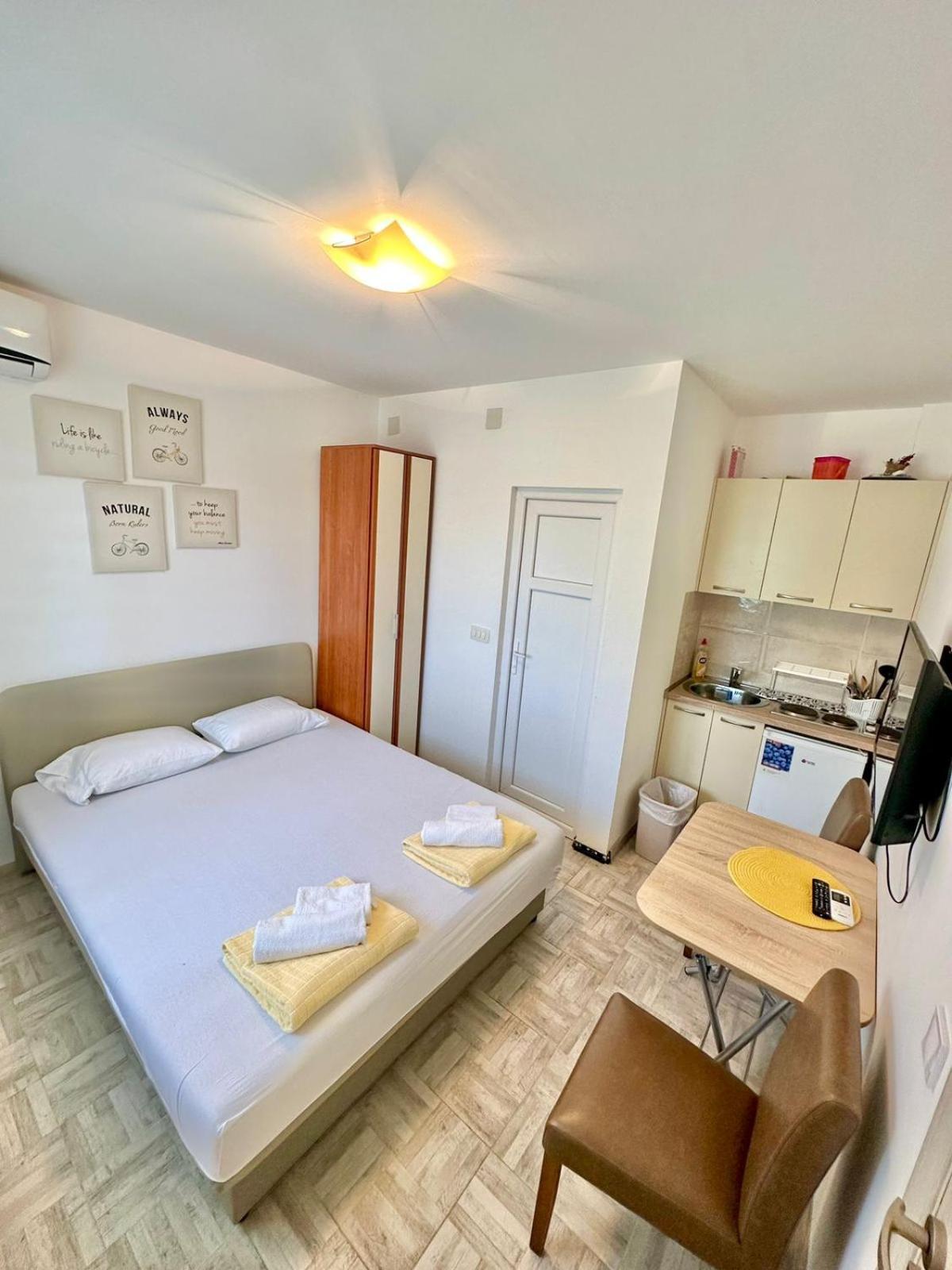 Montenegrina Apartment Budva Exterior foto