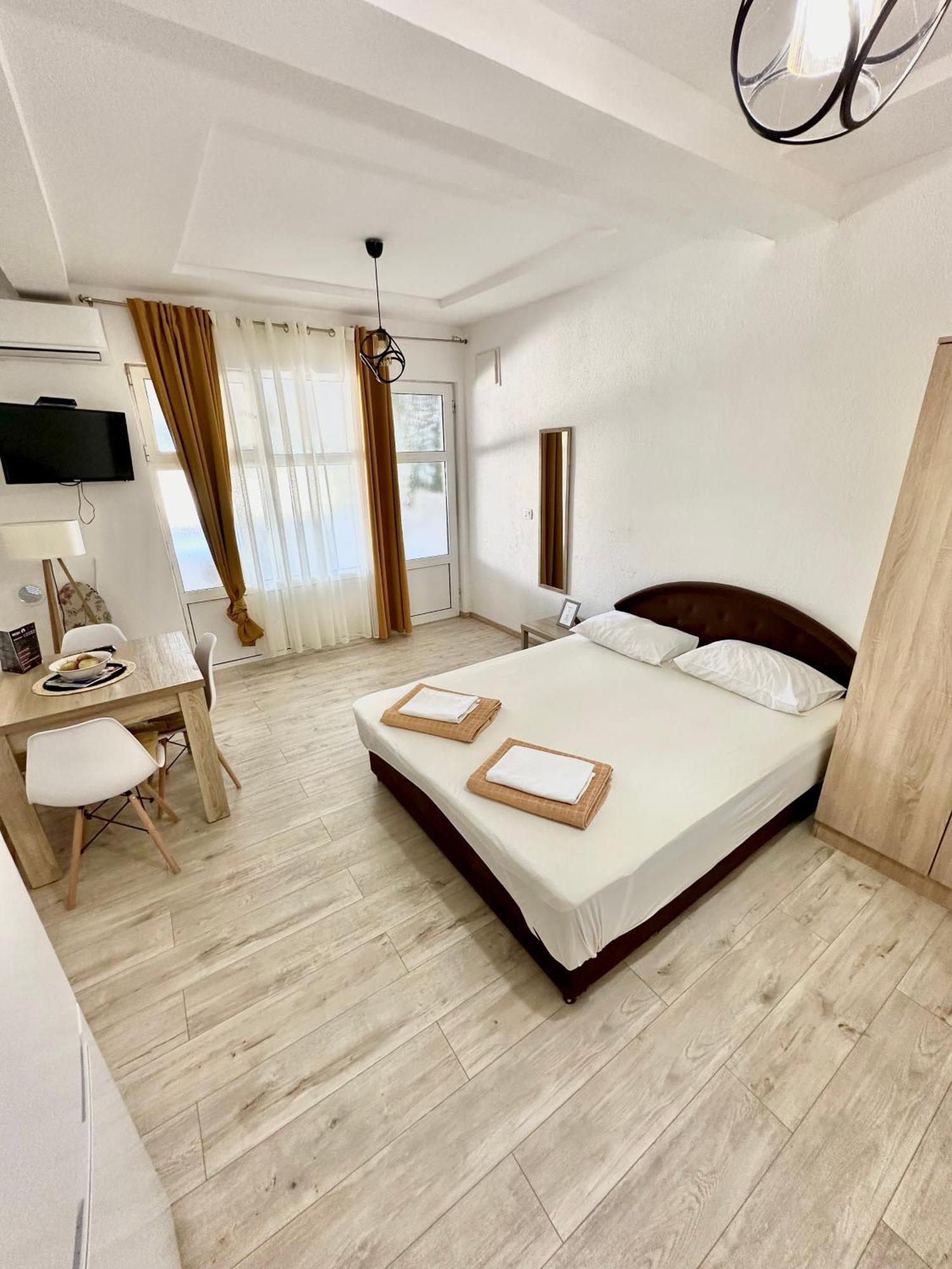 Montenegrina Apartment Budva Exterior foto